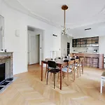 Luxury Apt With Balcony - 4Bd 8P - Marais Bastille