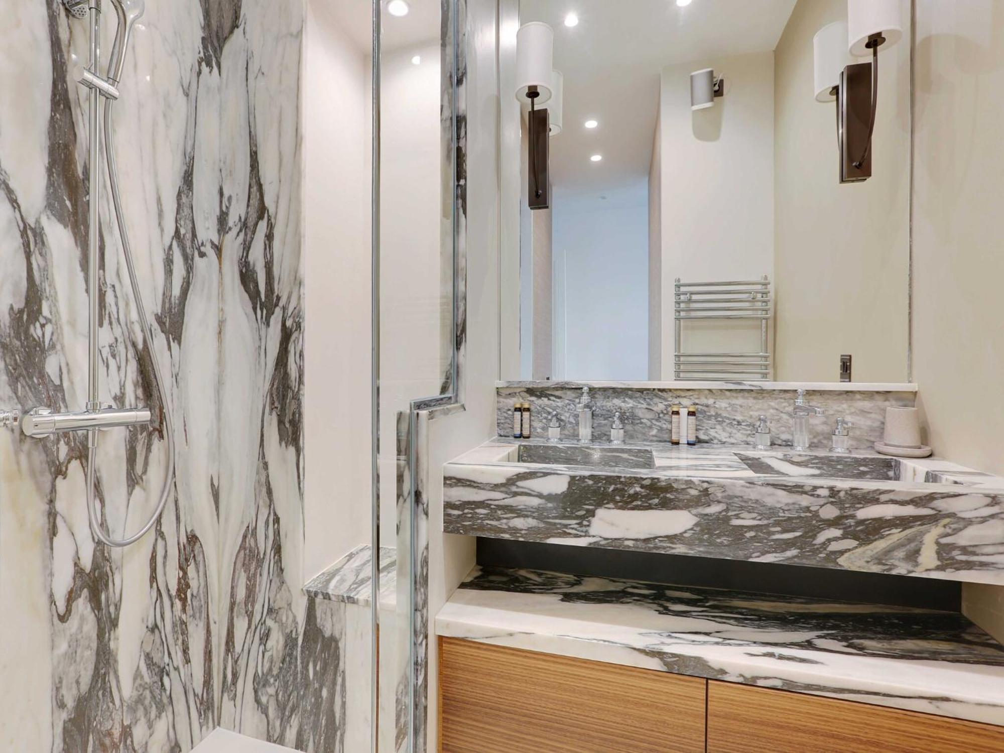Luxury With Balcony - 4bd 8p - Marais Bastille