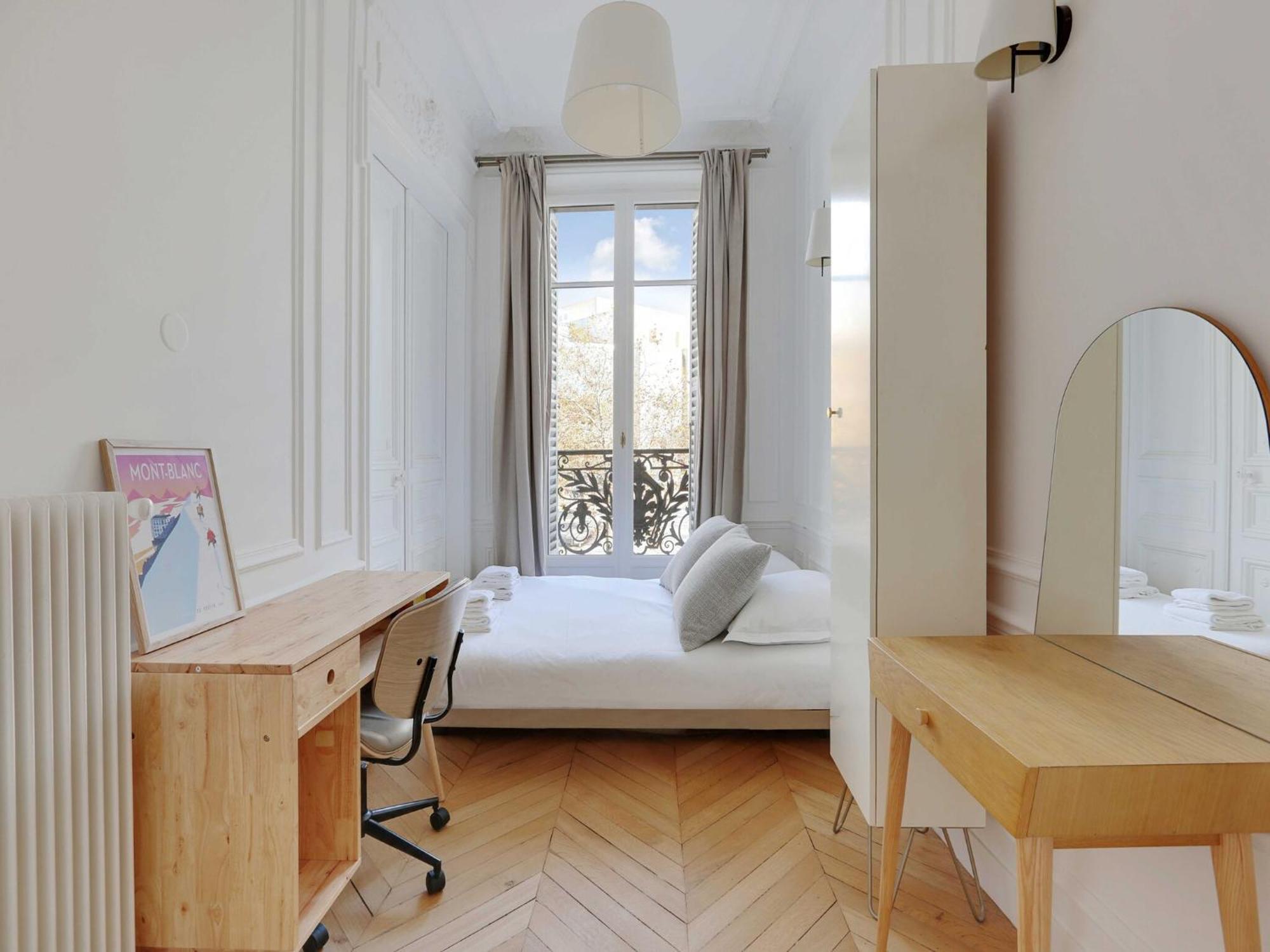 Apartment Luxury With Balcony - 4bd 8p - Marais Bastille *