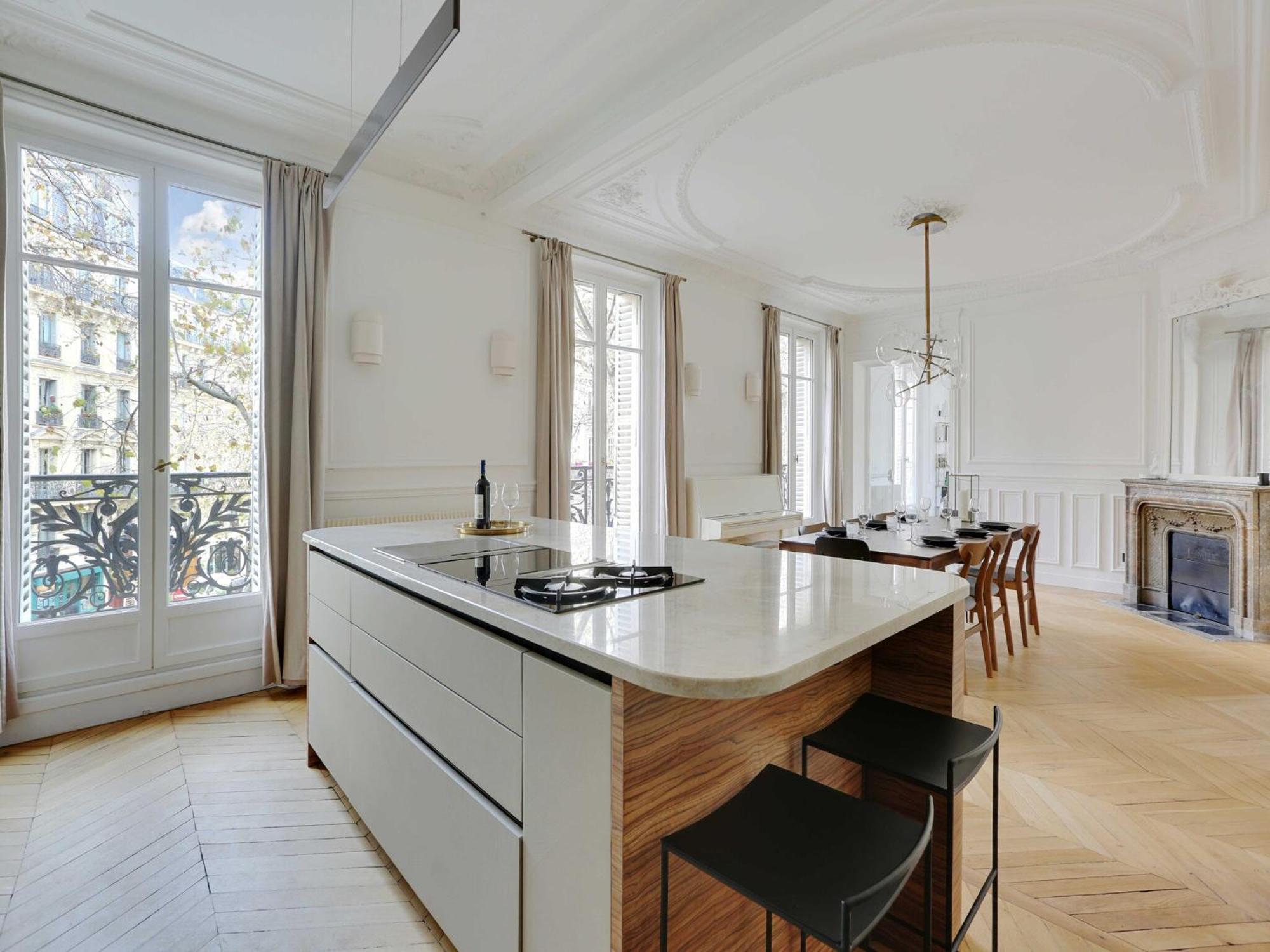 Luxury With Balcony - 4bd 8p - Marais Bastille * Paris
